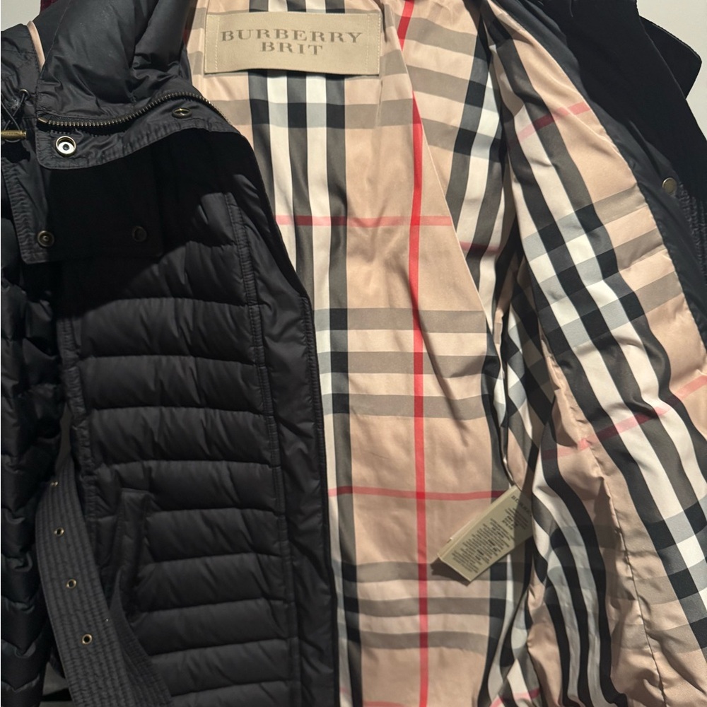 Burberry Puffer Coat - Picture 5 of 6